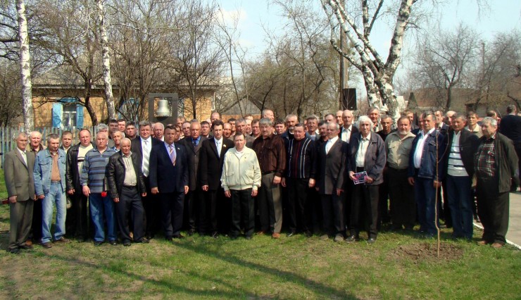 Мітинг-реквієм біля пам’ятного знака «Жертвам Чорнобиля»